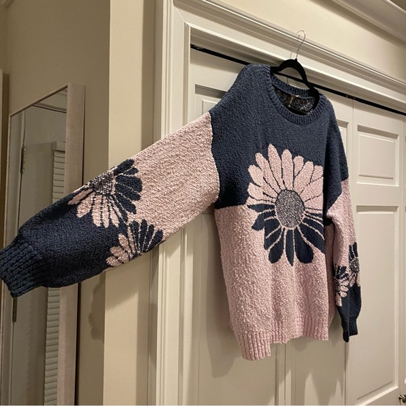 Free People In Bloom Floral Flower Oversized Sweater | Size Small - Picture 7 of 8